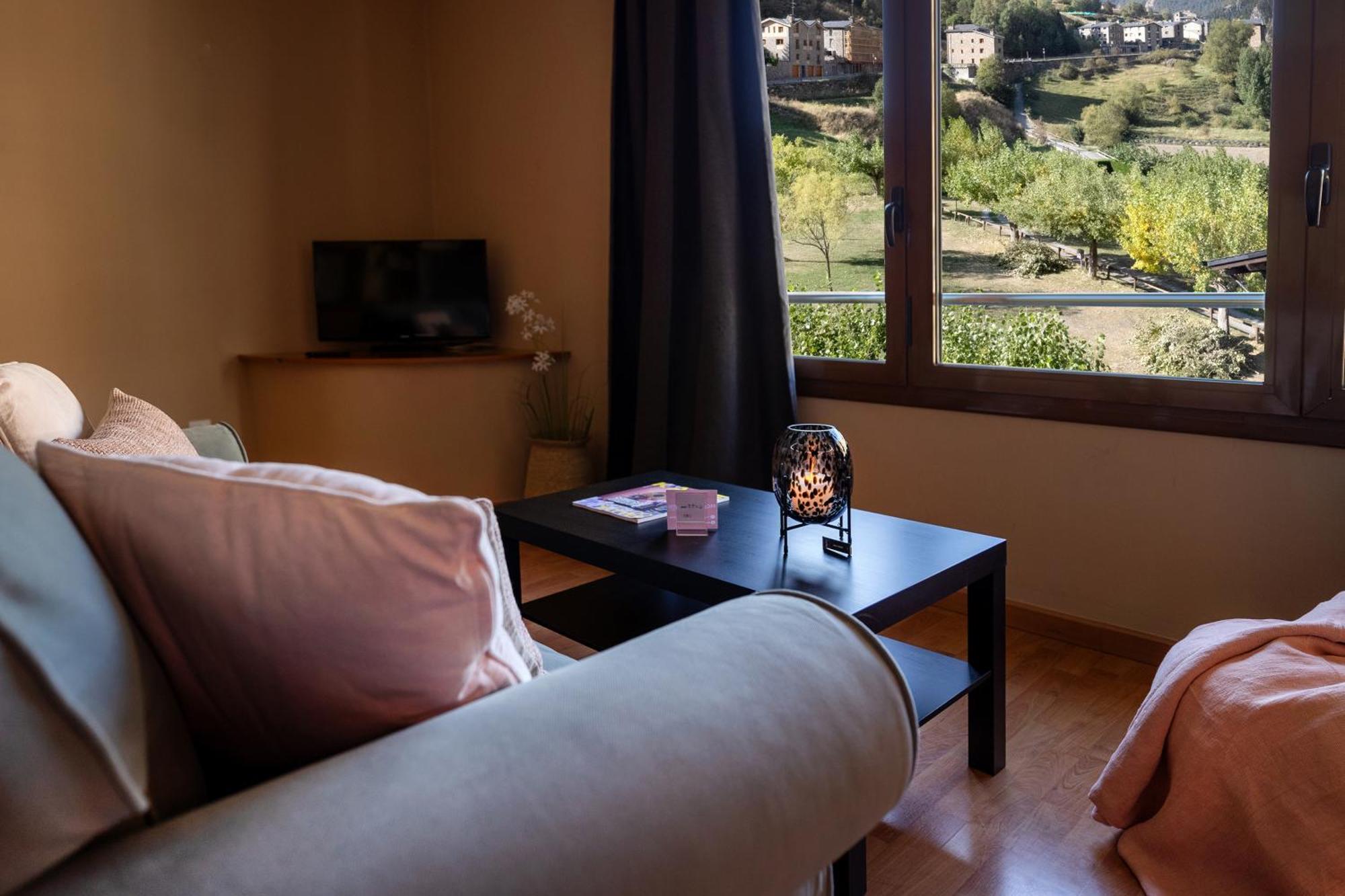Apartaments Sant Bernat กานีโญ ภายนอก รูปภาพ